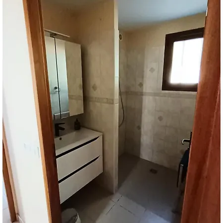 Le Clos De La Garrigue Apartamento *
